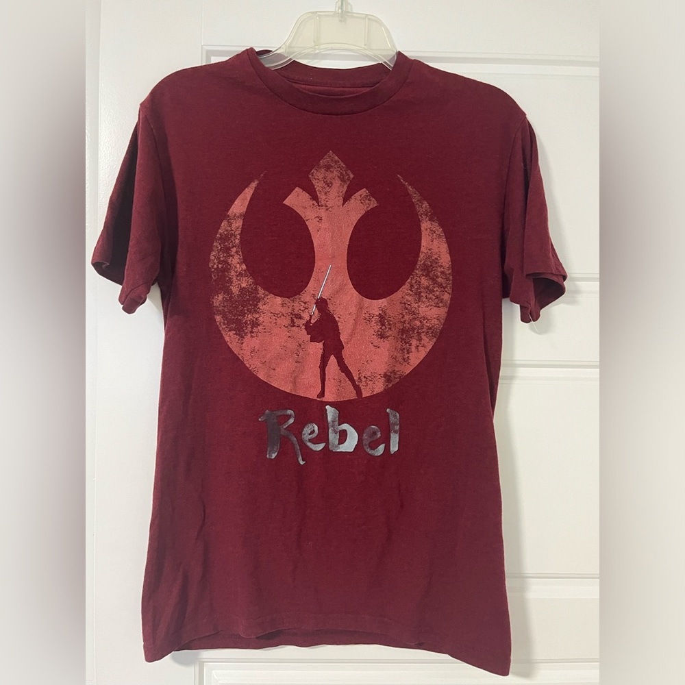 Star Wars “Rebel” T-Shirt. Adult size small